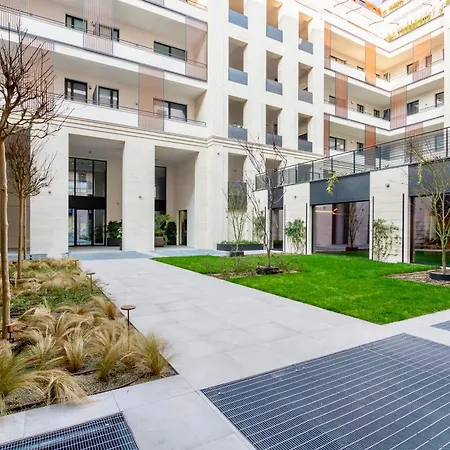 Urban Luxury - Bright And Central Apartmán Milán